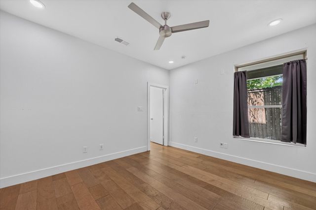4413 Roseland Avenue, Dallas, TX 75204