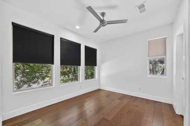 4413 Roseland Avenue, Dallas, TX 75204