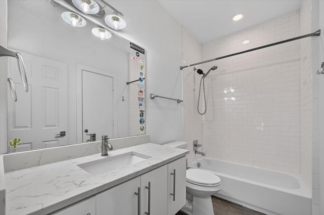 4413 Roseland Avenue, Dallas, TX 75204