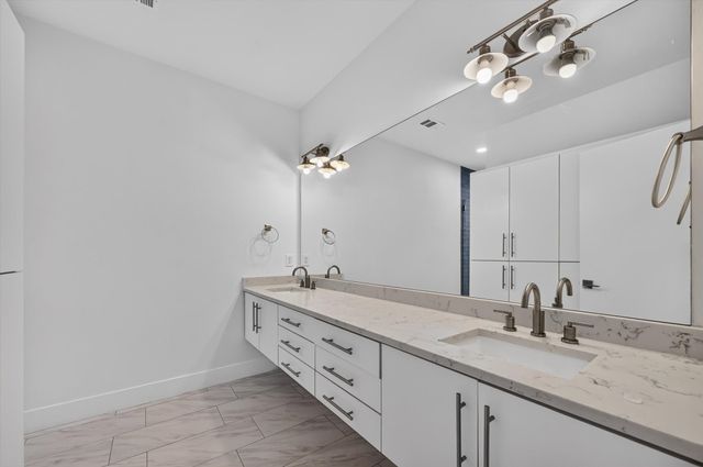 4413 Roseland Avenue, Dallas, TX 75204
