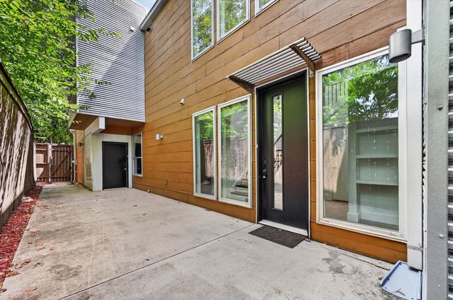 4413 Roseland Avenue, Dallas, TX 75204