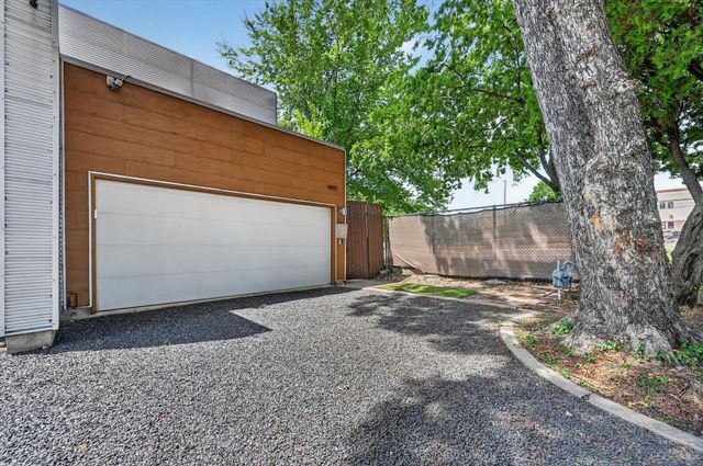 4413 Roseland Avenue, Dallas, TX 75204