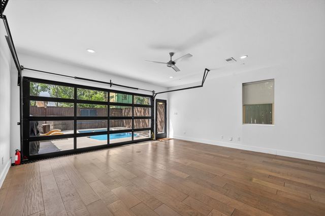 4413 Roseland Avenue, Dallas, TX 75204