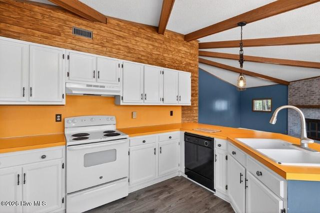 1415 Mona Passage Court, New Bern, NC 28560