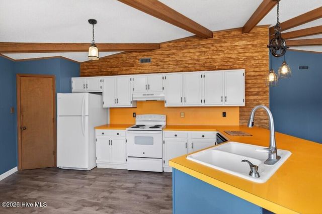 1415 Mona Passage Court, New Bern, NC 28560