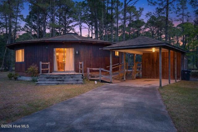 1415 Mona Passage Court, New Bern, NC 28560