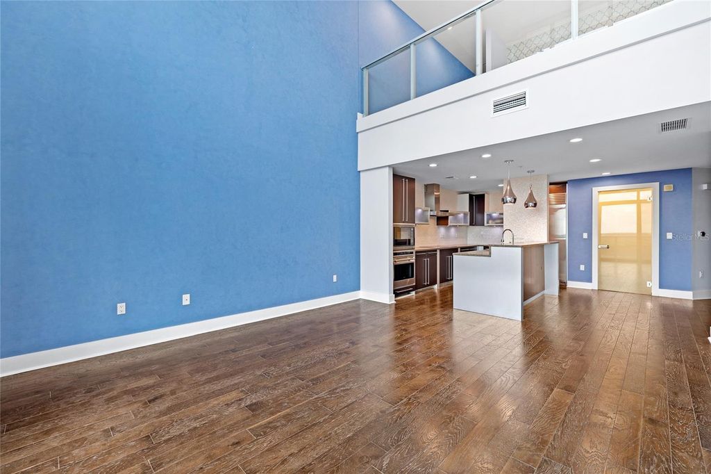 Image 18 of property listing at 260 S OSCEOLA AVENUE 1611, Orlando, FL 32801