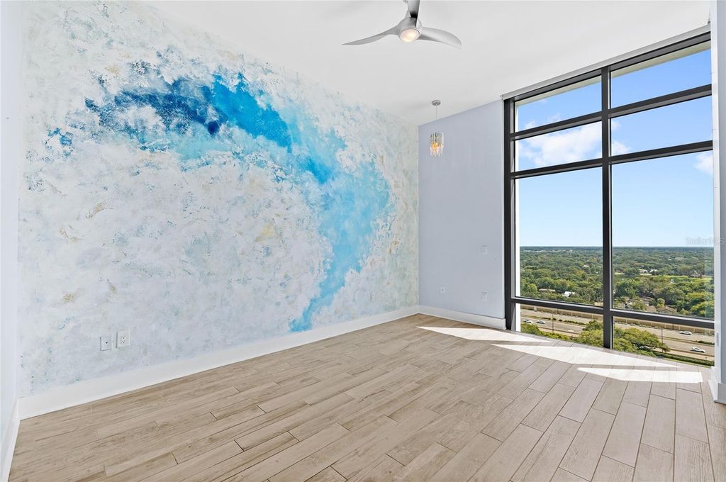 Image 20 of property listing at 260 S OSCEOLA AVENUE 1611, Orlando, FL 32801
