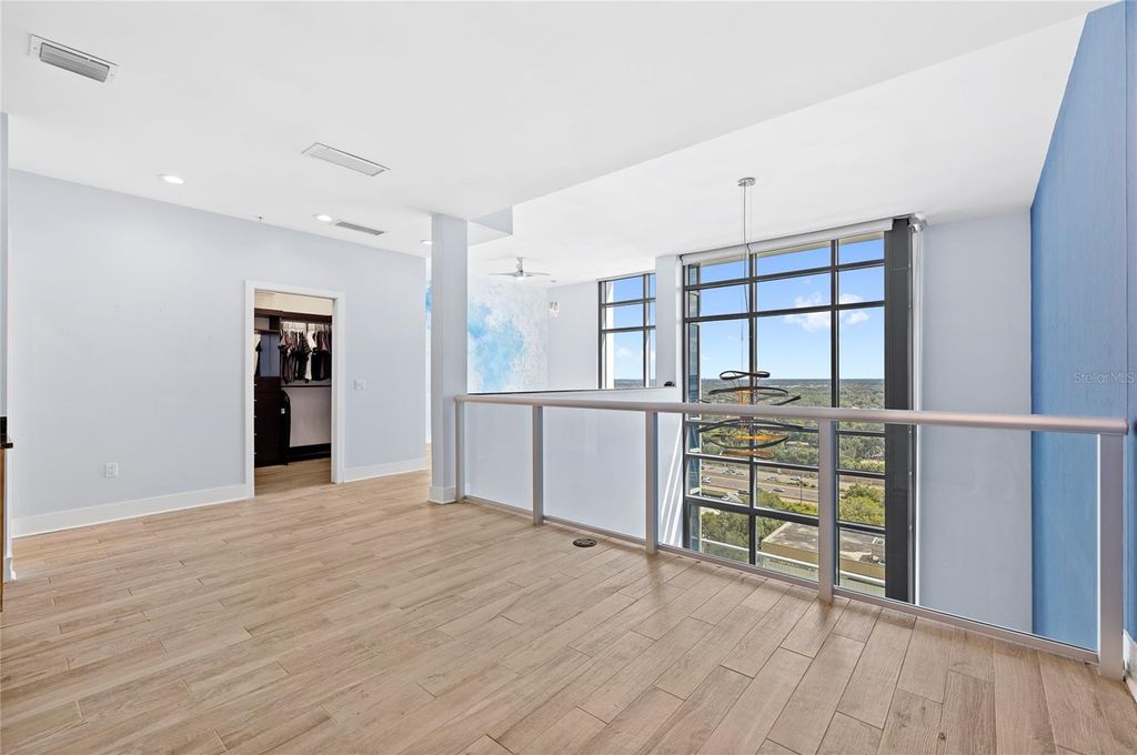 Image 23 of property listing at 260 S OSCEOLA AVENUE 1611, Orlando, FL 32801