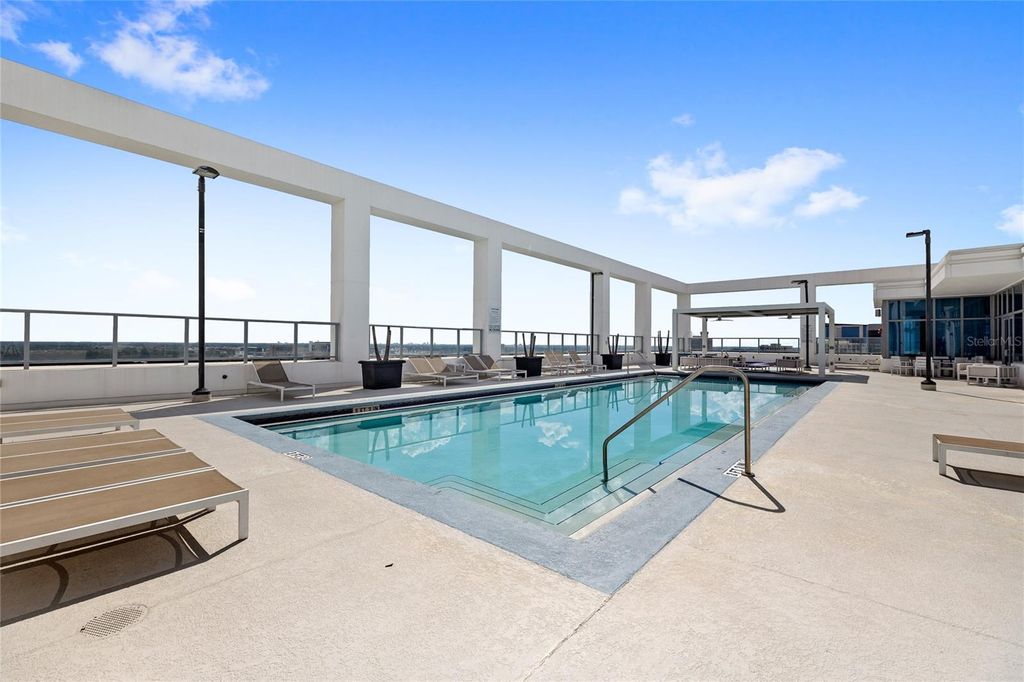 Image 38 of property listing at 260 S OSCEOLA AVENUE 1611, Orlando, FL 32801