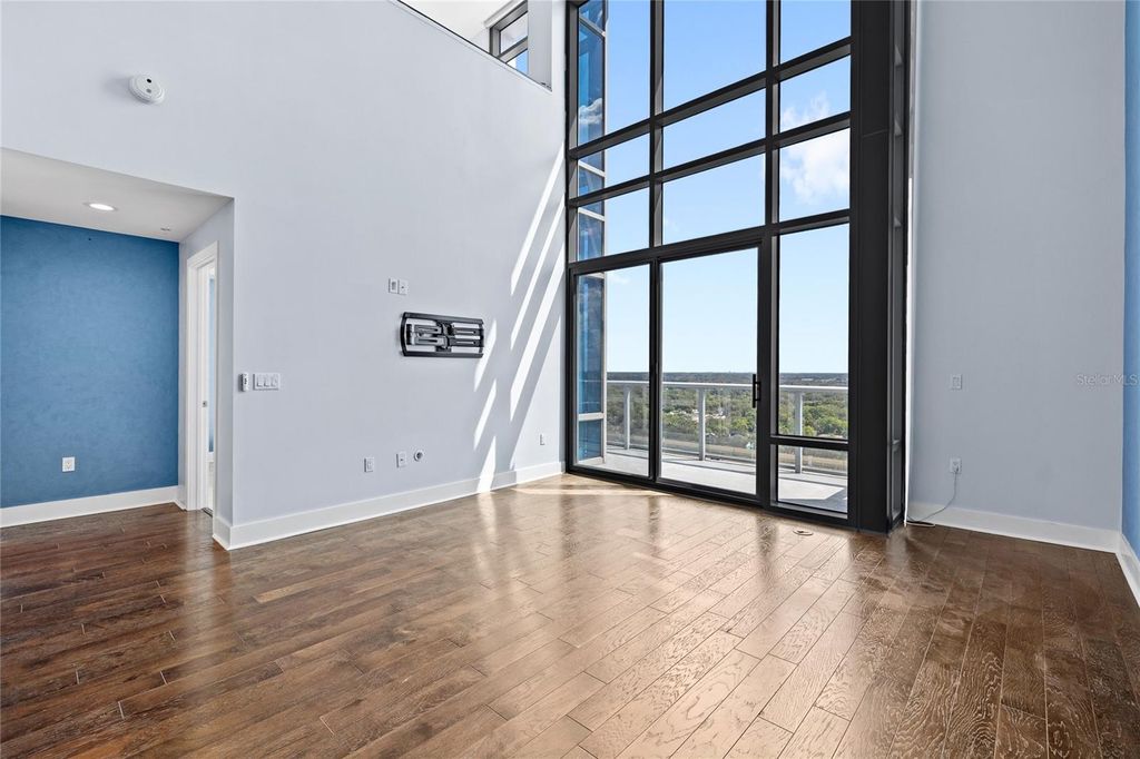 Image 9 of property listing at 260 S OSCEOLA AVENUE 1611, Orlando, FL 32801