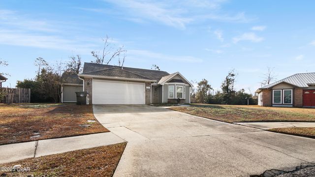 1607 E 13th Plaza, Lynn Haven, FL 32444
