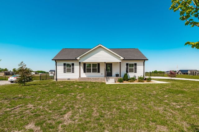 1323 N Corinth Rd, Portland, TN 37148