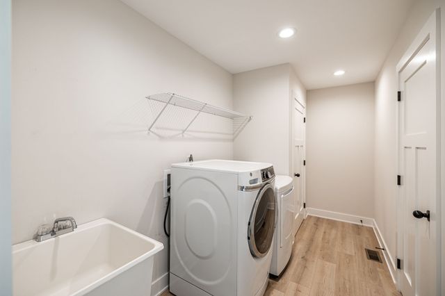 1323 N Corinth Rd, Portland, TN 37148