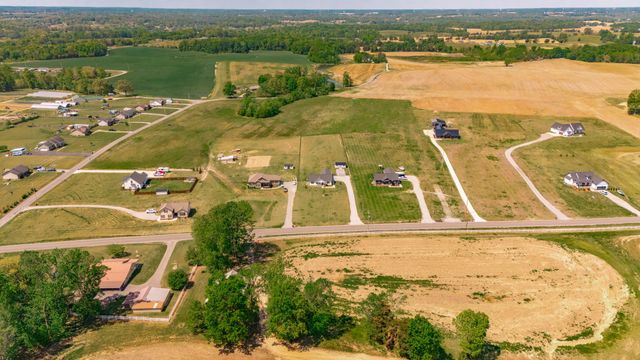 1323 N Corinth Rd, Portland, TN 37148