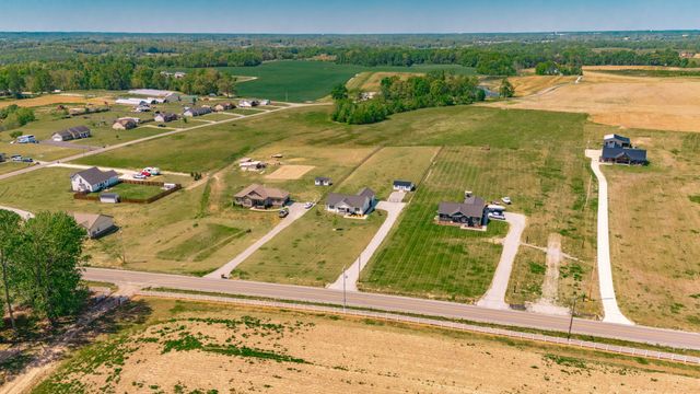 1323 N Corinth Rd, Portland, TN 37148