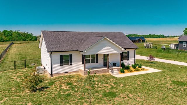 1323 N Corinth Rd, Portland, TN 37148