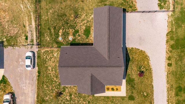 1323 N Corinth Rd, Portland, TN 37148