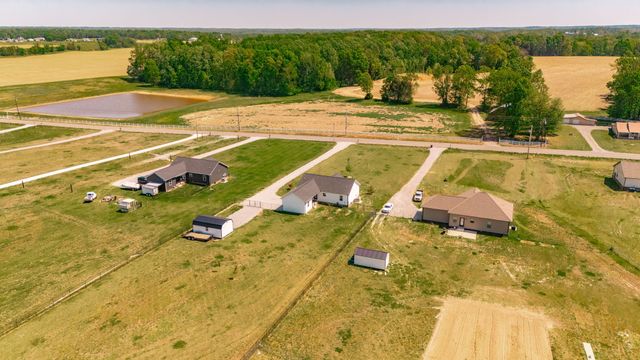 1323 N Corinth Rd, Portland, TN 37148