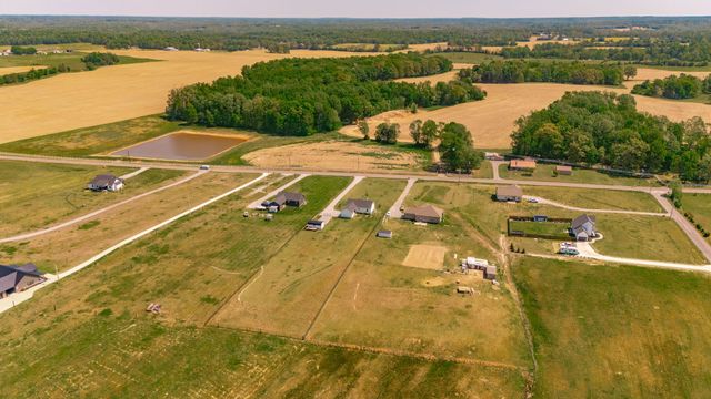 1323 N Corinth Rd, Portland, TN 37148