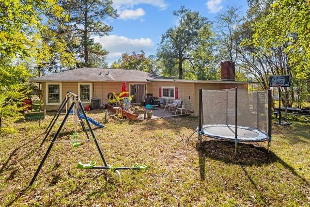 808 Newsom Avenue, Lufkin, TX 75904