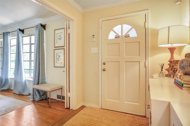 6606 Stichter Avenue, Dallas, TX 75230