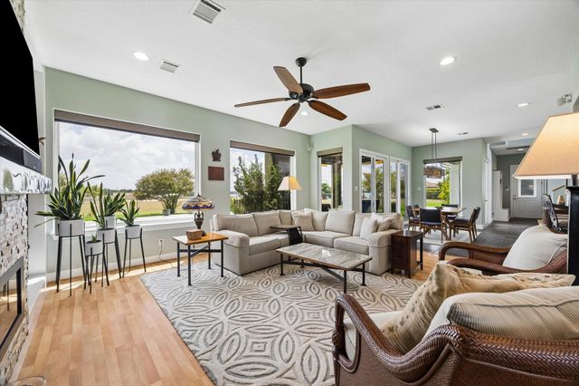 12313 White Oak Point, Conroe, TX 77304