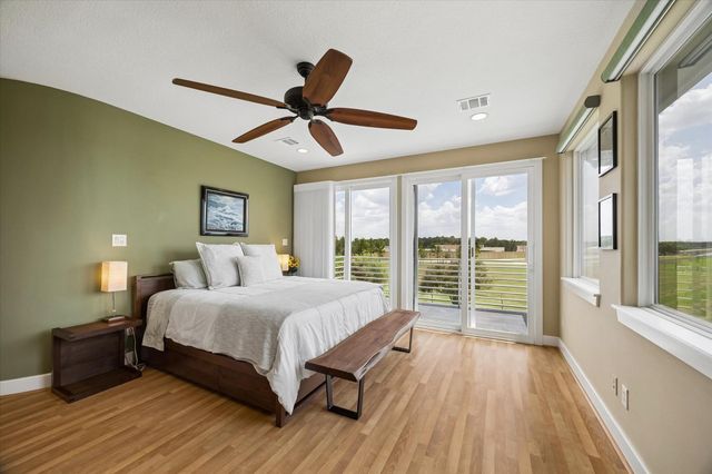 12313 White Oak Point, Conroe, TX 77304