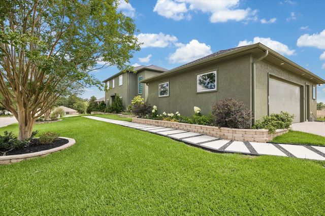 12313 White Oak Point, Conroe, TX 77304