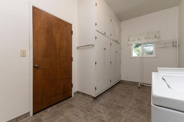 16584 Meadow Vista Dr, Pioneer, CA 95666