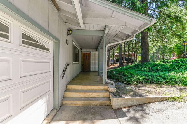 16584 Meadow Vista Dr, Pioneer, CA 95666