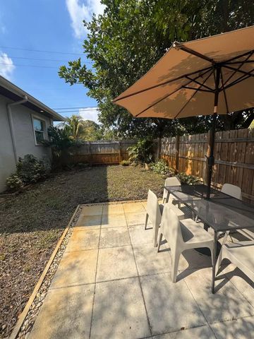 3614 Poinsettia Avenue, West Palm Beach, FL 33407