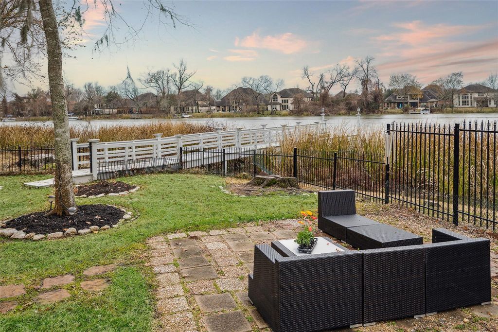 226 Jade Pointe, Missouri City, TX 77459