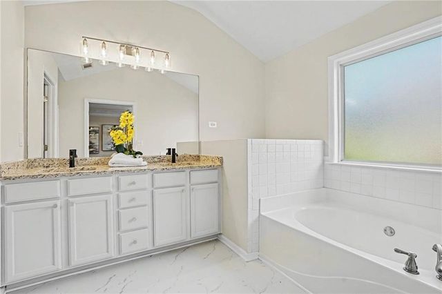 1131 Rose Terrace Circle, Loganville, GA 30052