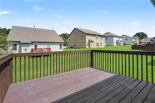 1131 Rose Terrace Circle, Loganville, GA 30052