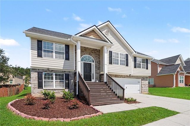 1131 Rose Terrace Circle, Loganville, GA 30052