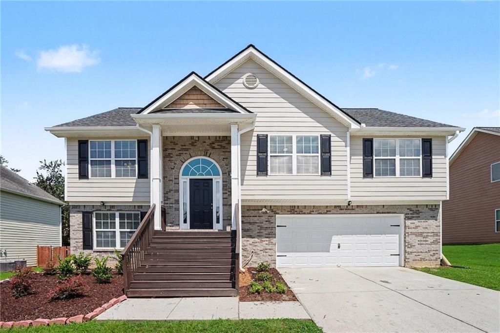 1131 Rose Terrace Circle, Loganville, GA 30052