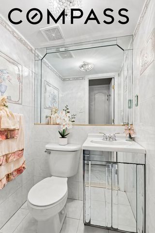 78 Kennington Street, New York City, NY 10308