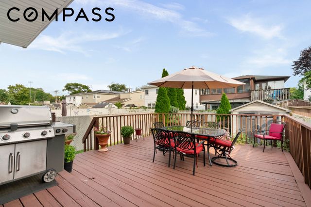 78 Kennington Street, New York City, NY 10308