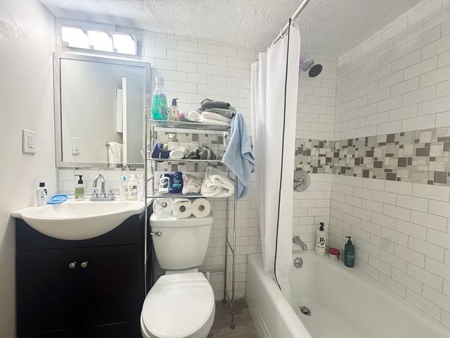 1643 Cambridge 21, Cambridge, MA 02138