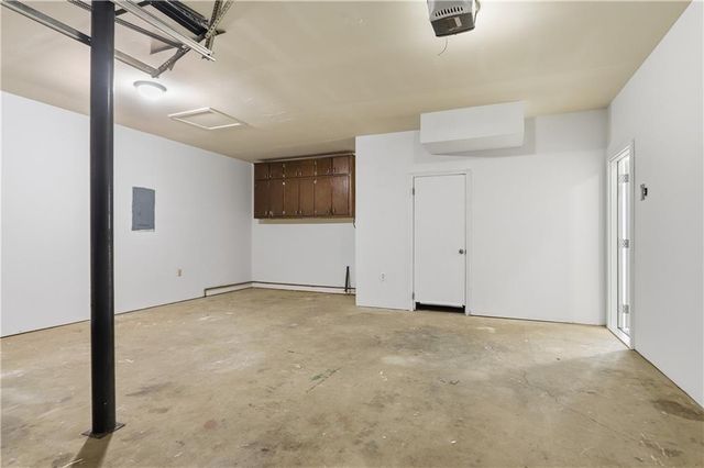 4400 Hidden Meadow Circle, Sugar Hill, GA 30518