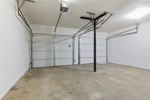 4400 Hidden Meadow Circle, Sugar Hill, GA 30518