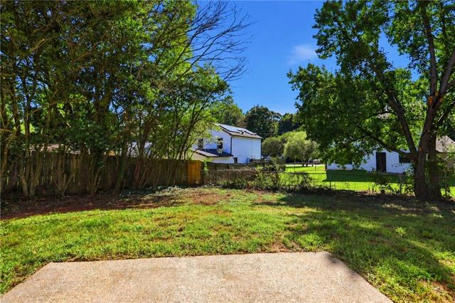 4400 Hidden Meadow Circle, Sugar Hill, GA 30518