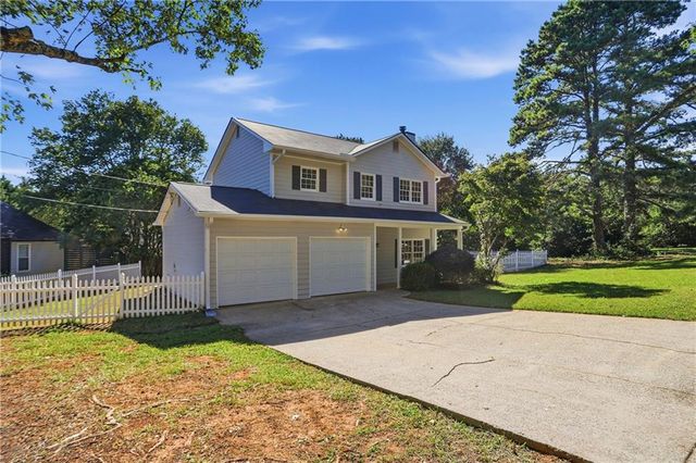 4400 Hidden Meadow Circle, Sugar Hill, GA 30518