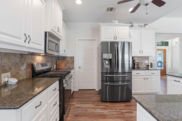 30112 Twin Creek DR, Georgetown, TX 78626
