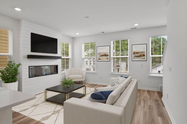 1826 Helm Avenue, North Charleston, SC 29405