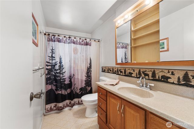 10730 Rampart Drive E, Puyallup, WA 98374