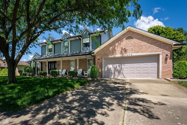 906 Hummingbird Lane, Columbus, IN 47203