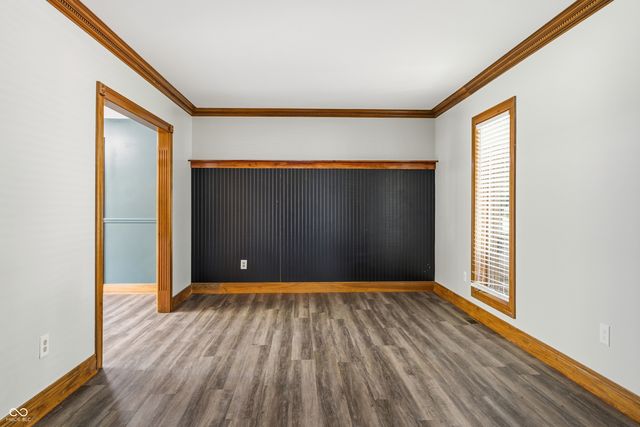 906 Hummingbird Lane, Columbus, IN 47203