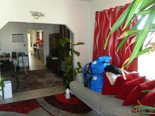 3211 K Street, San Diego, CA 92102